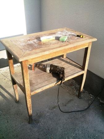Як відреставрувати старий стіл своїми руками, фото