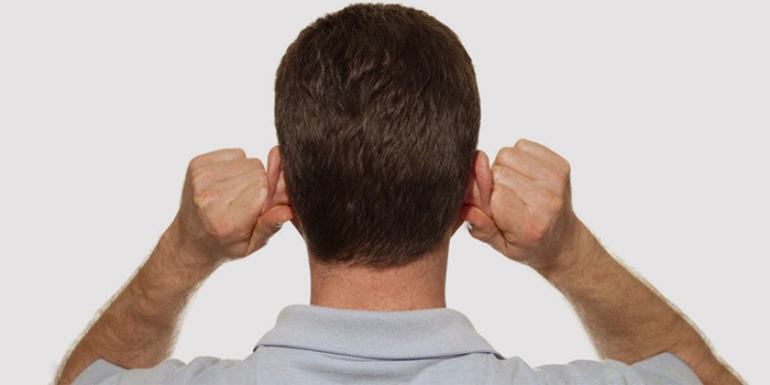 Закладеність вуха без болю при нежиті і після застуди: причини і лікування