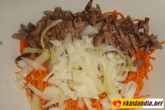 Салат з печінкою і корейською морквою, фото рецепт