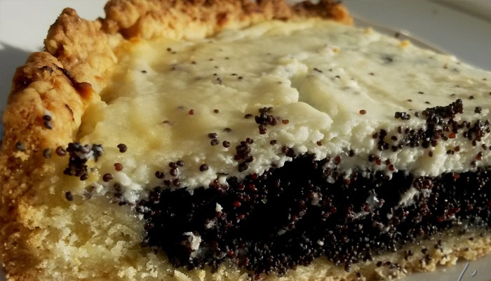 Пиріг з маком з дріжджового тіста: покроковий рецепт приготування