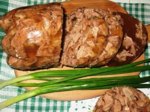 Як приготувати сальтисон з яловичини в мультиварці, рецепт з фото