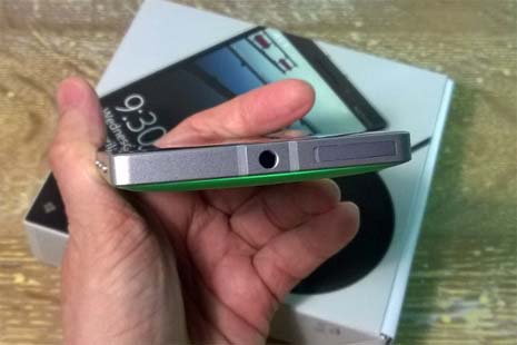 Фотографії телефону Nokia Lumia 930