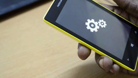 Засис Nokia Lumia 920, 820, 720, 620, 925   як перезавантажити?