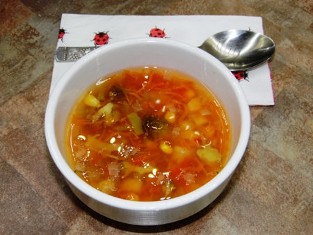 Томатний суп з кукурудзою для дітей, фото рецепт