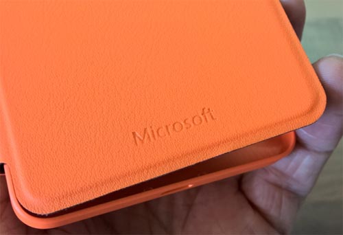 Панель CC 3089 для Lumia 640: Огляд і фотографії