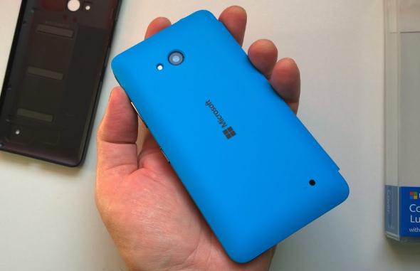 Чохол для Microsoft Lumia 640. Огляд фірмового аксесуара