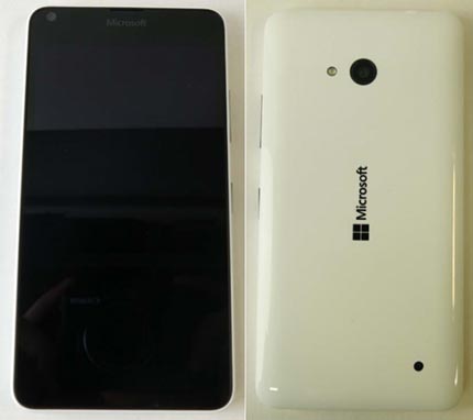 Фотографії Lumia 640 в розібраному вигляді
