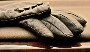 Догляд за рукавичками – як доглядати в домашніх умовах
