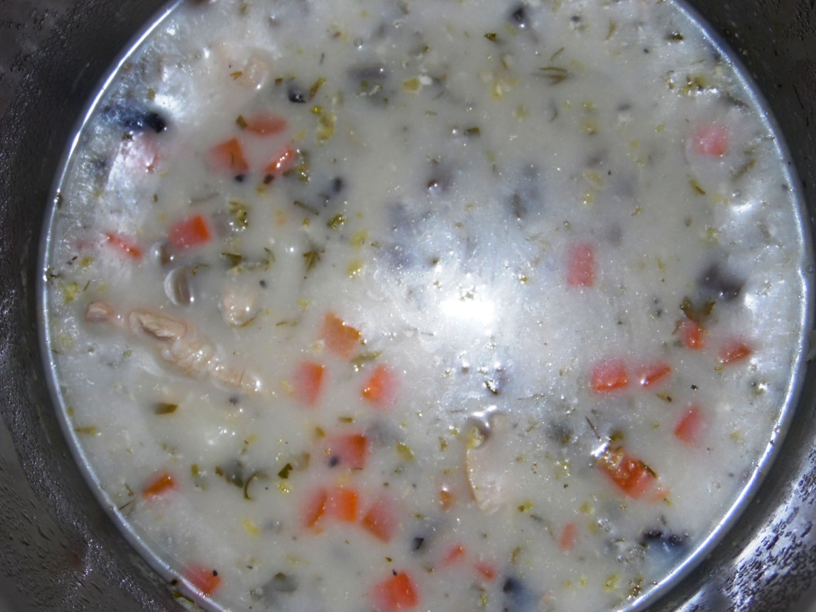 Ніжний суп з грибами та індичкою, фото рецепт