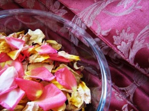 Рецепти з пелюсток троянд – варення, сироп, настоянка