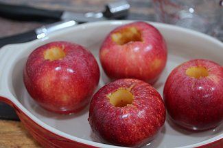 Запечені яблука в карамелі, фото рецепт