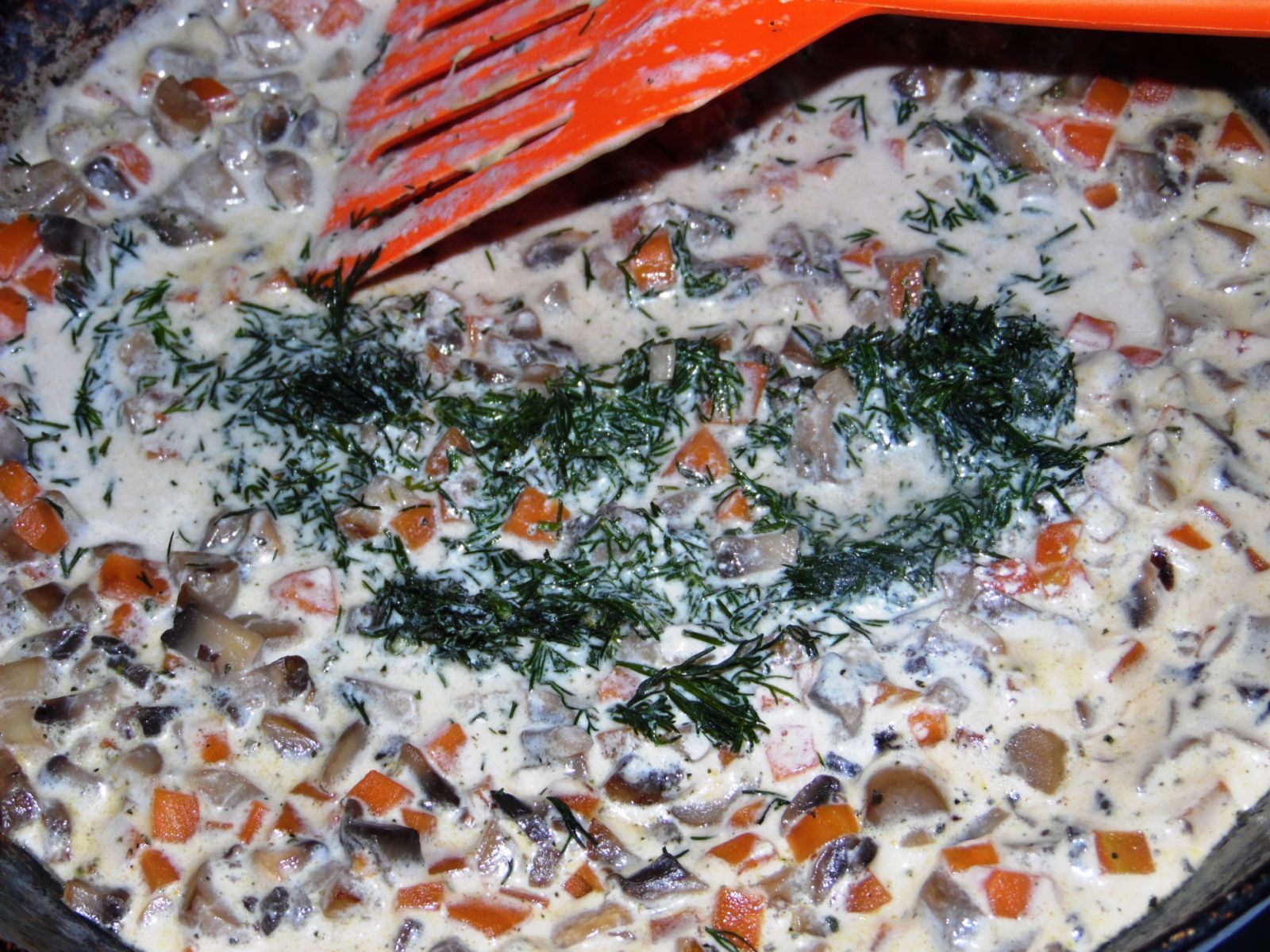 Тефтелі з грибами у вершковому соусі, фото рецепт
