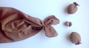 Як зробити іграшку з шкарпеток своїми руками: Собачка з капронових шкарпеток