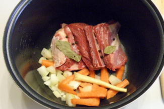 Бульйон з яловичих ребер в мультиварці, фото рецепт
