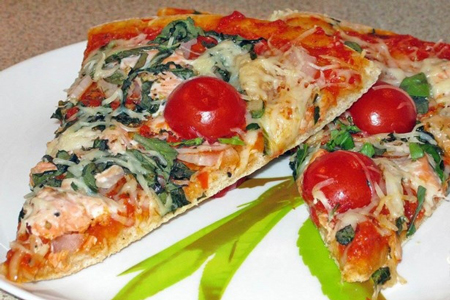 Піца з червоною рибою, фото рецепт