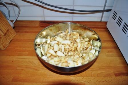 Штрудель з яблуками та горіхами – рецепт з фото (робимо з листкового тіста)
