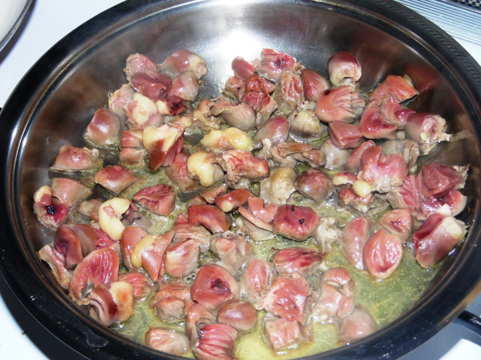 Курячі сердечка в томаті з овочами, фото рецепт