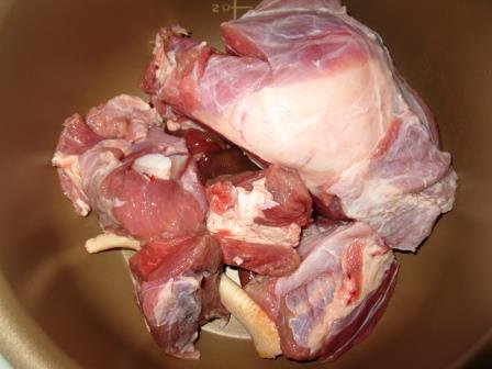 Як приготувати сальтисон з яловичини в мультиварці, рецепт з фото