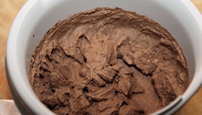 Шоколадний крем для торта з какао порошку: рецепт приготування