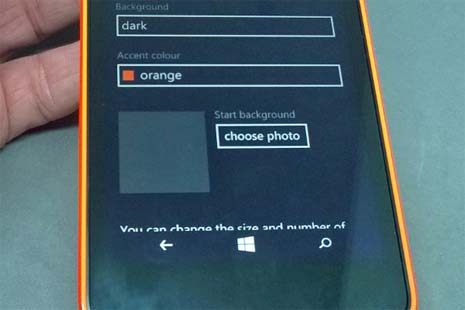 Як змінити тему і фон на смартфон Lumia ?