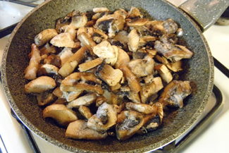 Святкові тарталетки з грибами, фото рецепт