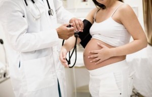 Гіпертонія і вагітність: причини виникнення та що робити в даній ситуації