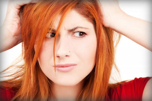 Як швидко змити хну з волосся: 9 кращих способів