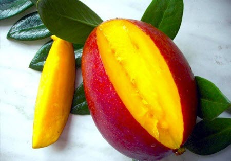 Масло манго для живлення та відновлення волосся