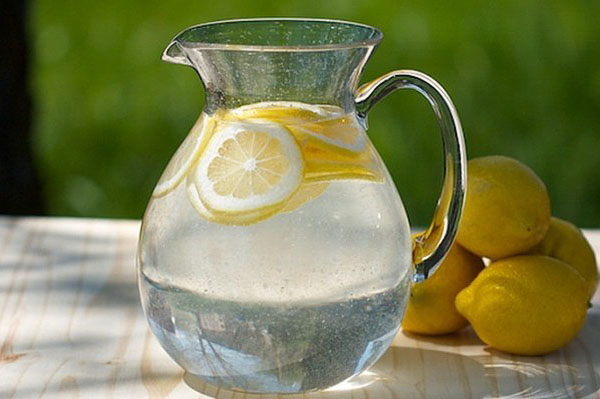 Вода з лимоном – профілактика здоровя