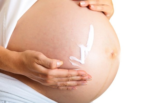 Який вибрати крем від розтяжок після вагітності та пологів?