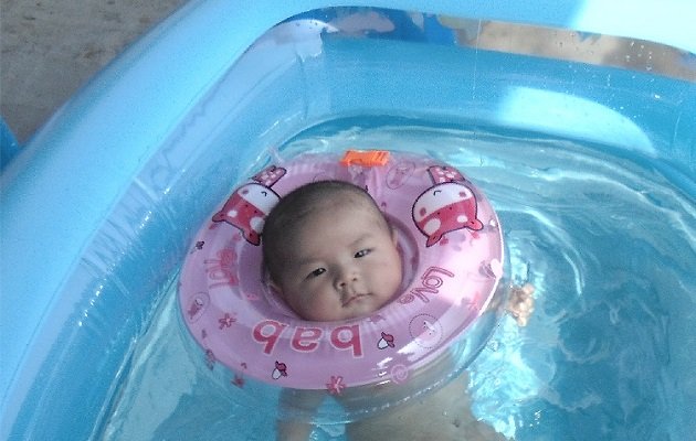 Коло для купання новонароджених немовлят