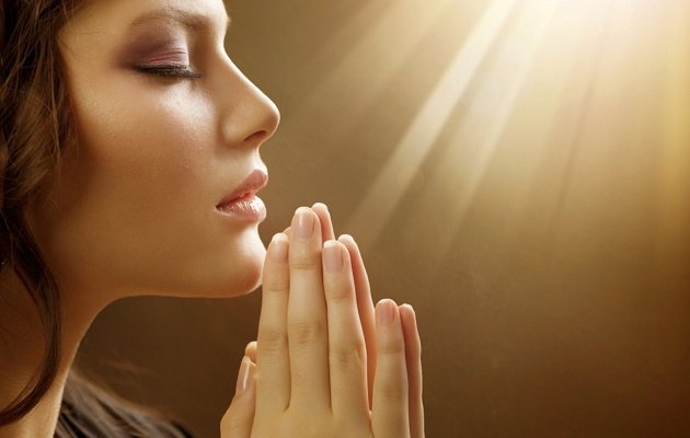 Ікона «Помічниця в пологах» — яку молитву читати перед образом Богородиці?