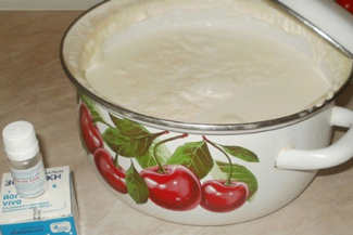 Йогурт з закваски в домашніх умовах, фото рецепт