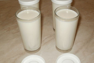 Йогурт з закваски в домашніх умовах, фото рецепт