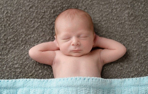 Ковдру для новонародженого дитини   як підібрати покривало малюкові