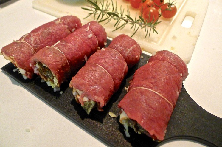 Рулетики з яловичини — рецепт мясної закуски