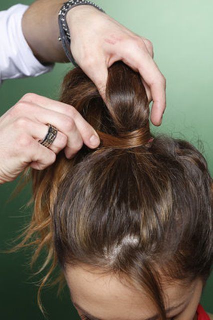 Як зробити зачіску бабетта: 10 варіантів з фото