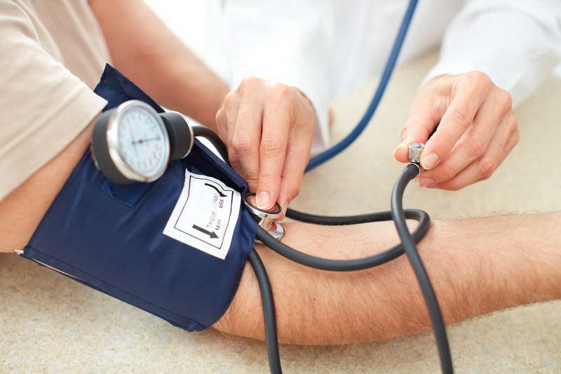 Серцевий тиск – норми і відхилення. Причини стрибків і як нормалізувати показники?