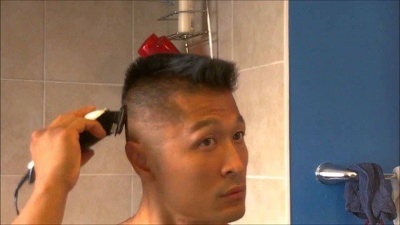 Як підстригти волосся самому собі чоловікові: швидкий і зручний спосіб
