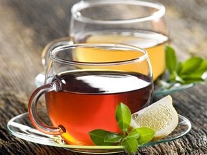 Чай з лимоном: зелений, чорний, калорійність, фото, чим корисний при застуді, для схуднення, при вагітності