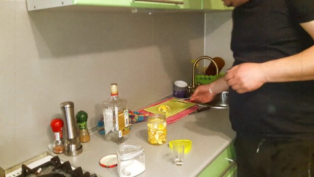 Самогон на лимоні: рецепти в домашніх умовах