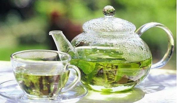 Чай з лимоном і медом: зелений, чорний, калорійність, при вагітності, для схуднення