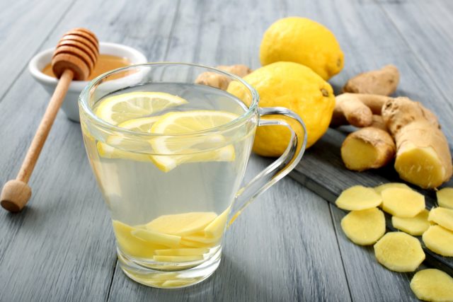 Напій з імбиру і лимона: користь для схуднення, для імунітету, рецепти, як пити, відгуки