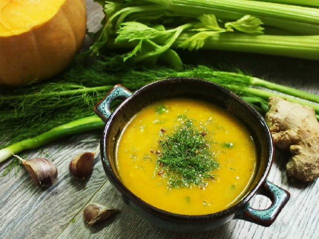 Суп із селери для схуднення: рецепти з кореня і стебла