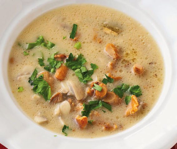 Суп зі свіжих лисичок і сушених: покрокові рецепти з фото