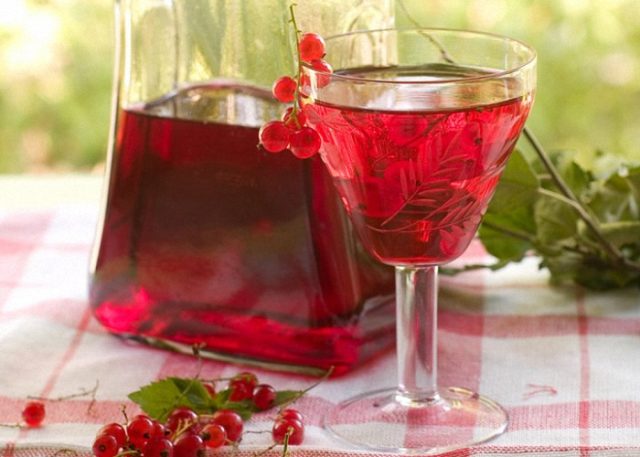 Вино з червоної смородини домашніх умовах: рецепти, як приготувати