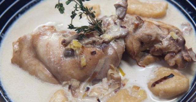 Мясо з білими грибами: з куркою, індичкою, яловичиною, кроликом і телятиною