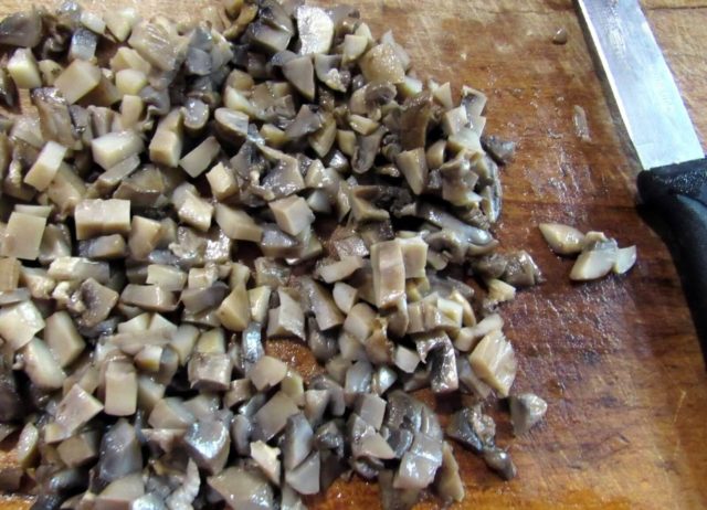 Білі гриби: скільки смажити свіжі, заморожені, сушені, рецепти