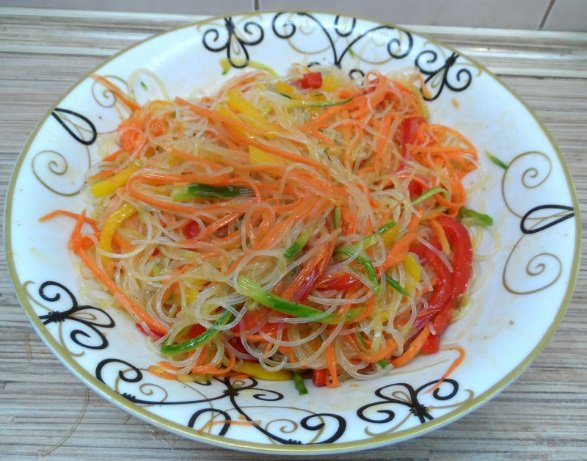 Салат по корейськи з мясом і огірками: смачні рецепти закусок