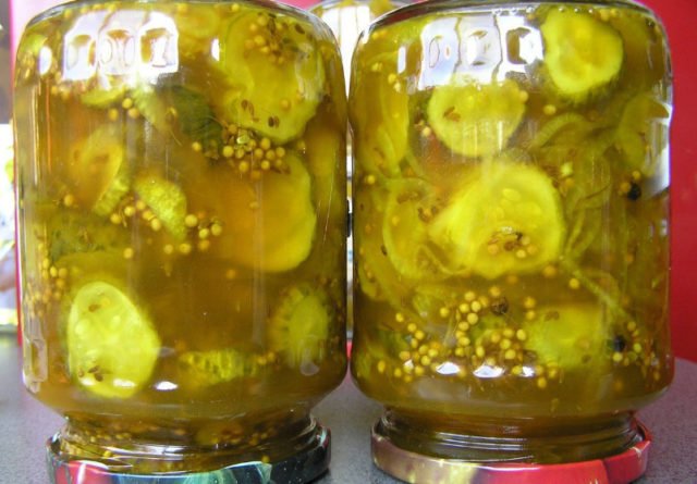 Огірки в олії на зиму: рецепти без стерилізації, в олійній заливці, кружечками, з оцтом